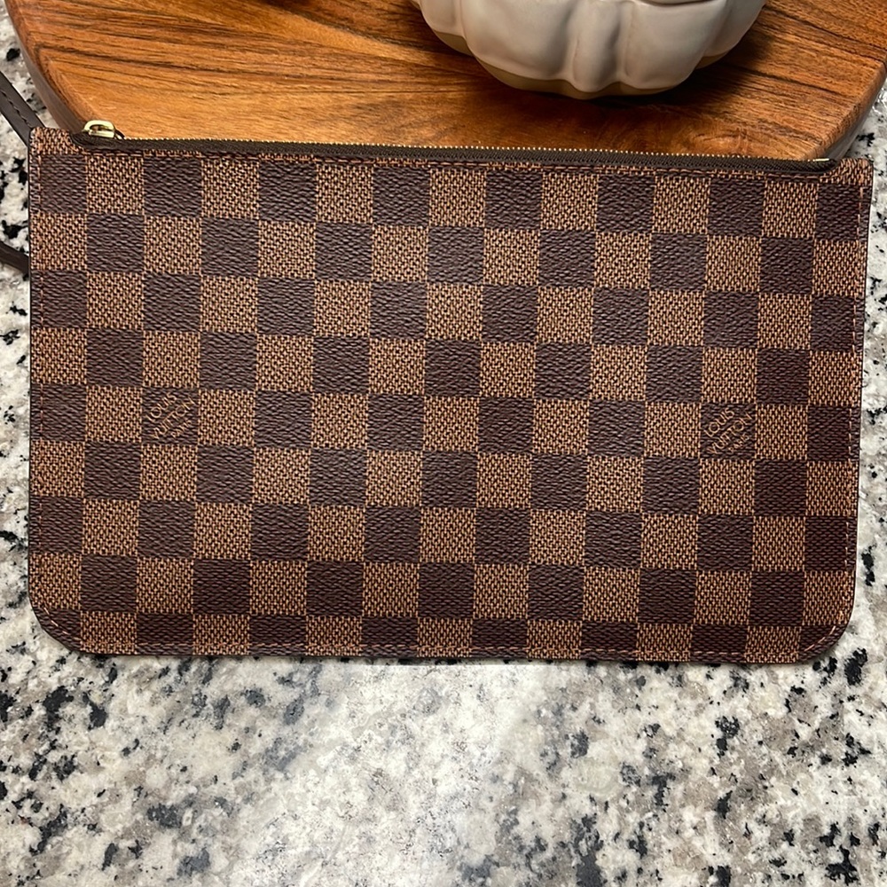 Damier ebene neverfull pochette